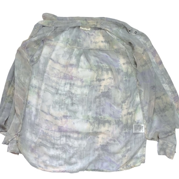 Silence + Noise Semi Sheer Muted Watercolor Button Down Blouse sz S - Picture 6 of 15
